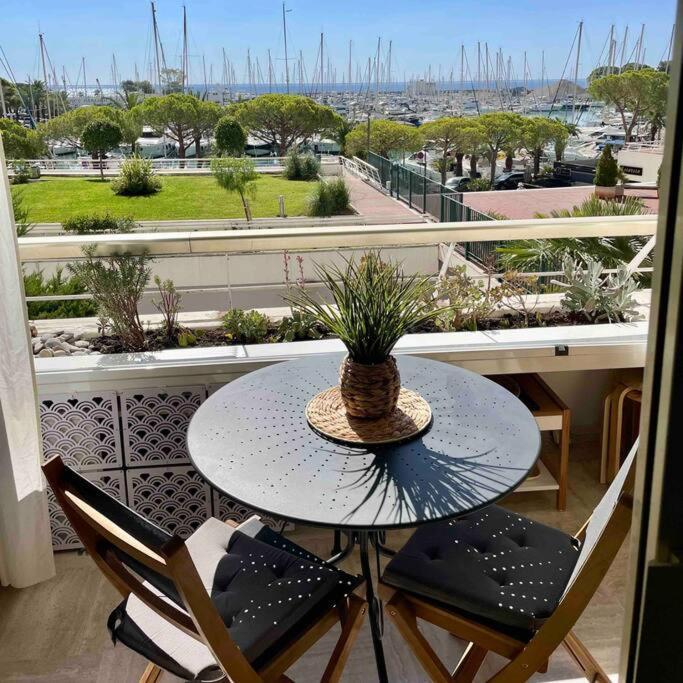 Appartement Port Marina - Parking Prive, Climatise Au Ducal *