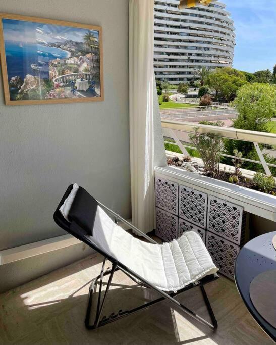 Port Marina - Parking Prive, Climatise Au Ducal Apartment
